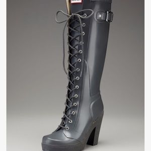 Hunter Lapins lace up boot-gunmetal gray